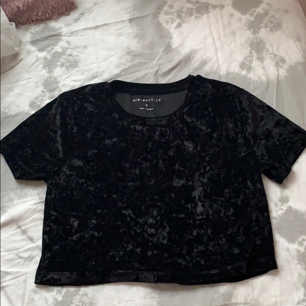 BLACK VELVET CROP TOP